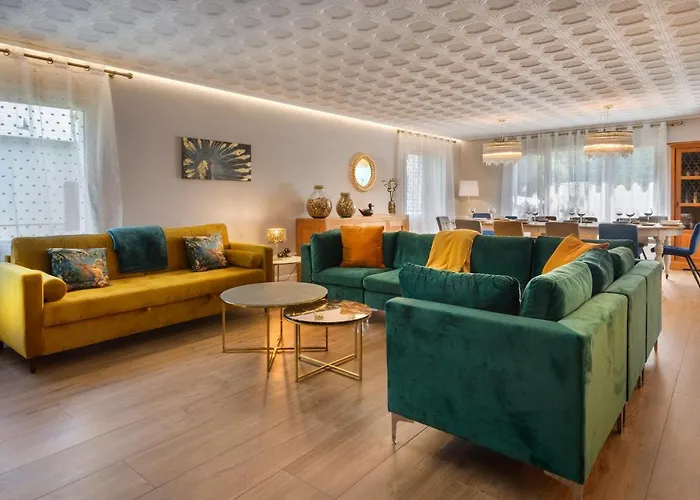 Margarita Vila Villanúa